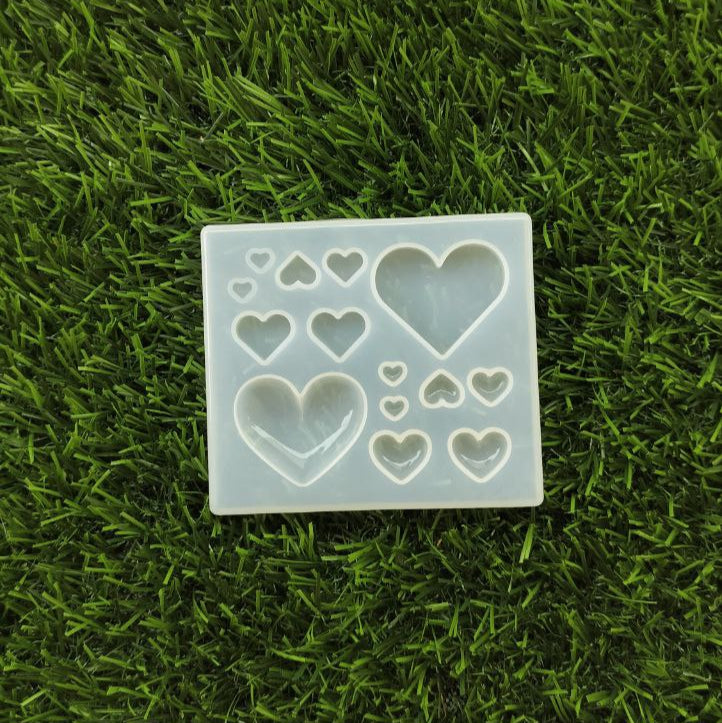 16 in 1 Heart Mold