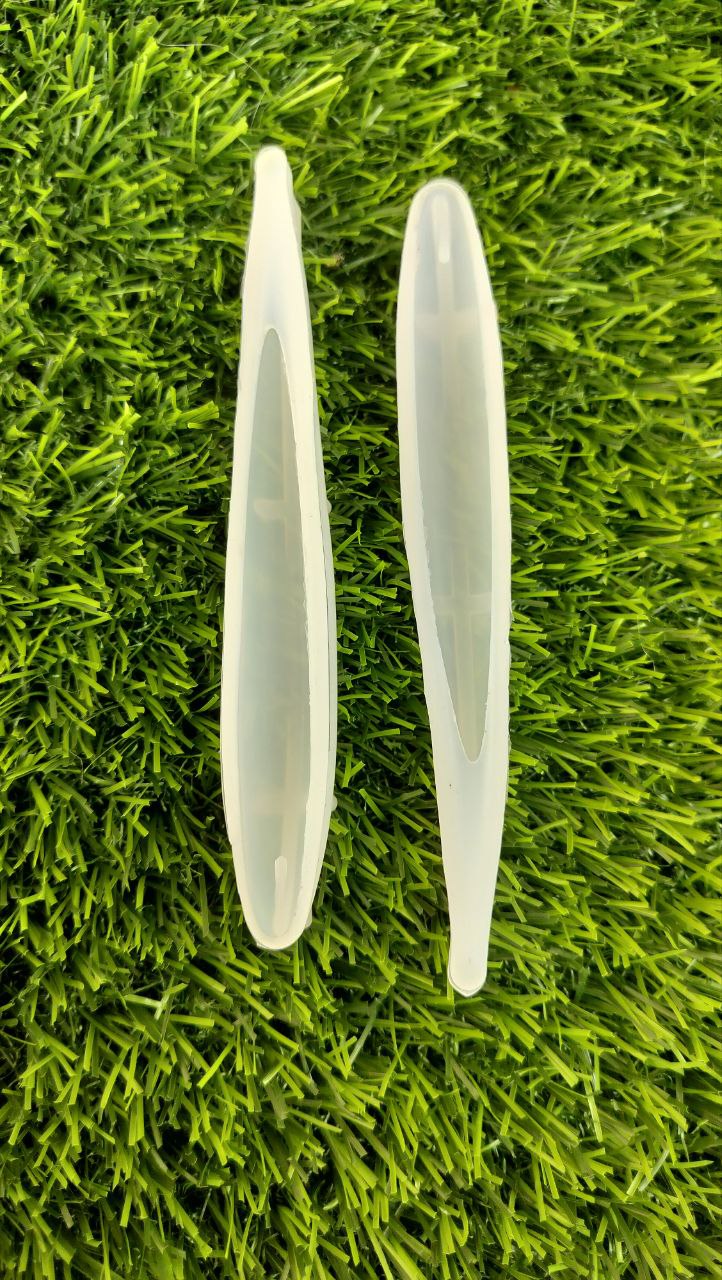 Pen mold