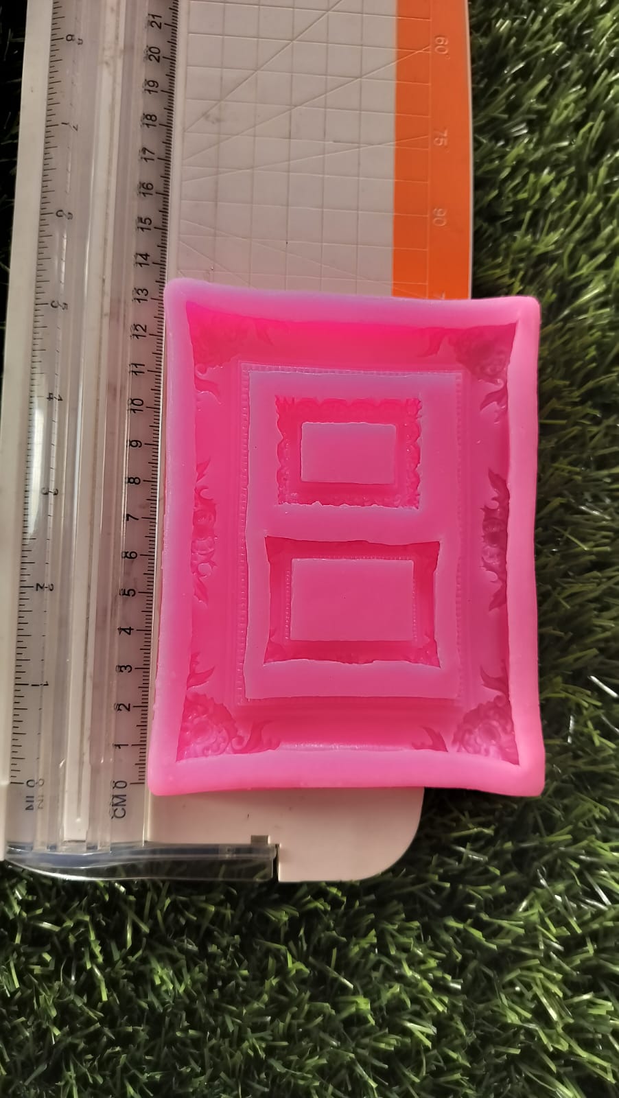 Photo frame mold-B