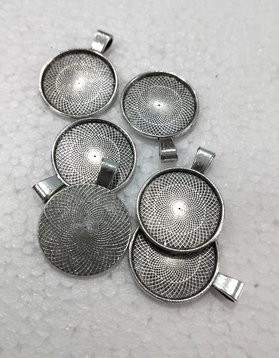 Vintage Bezel - Silver